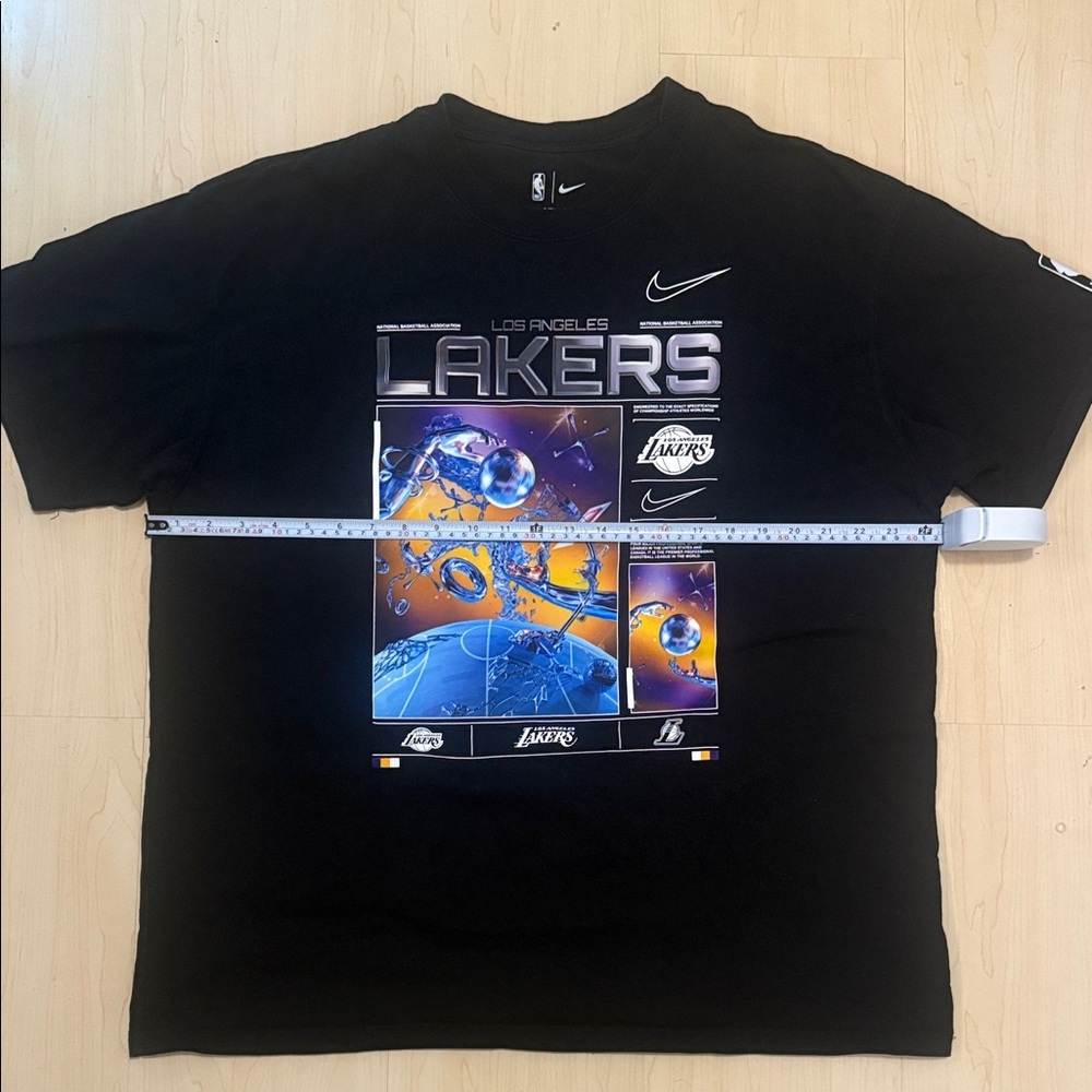 Nike Black Los Angeles Lakers Space Graphic Tee - Picture 4 of 5
